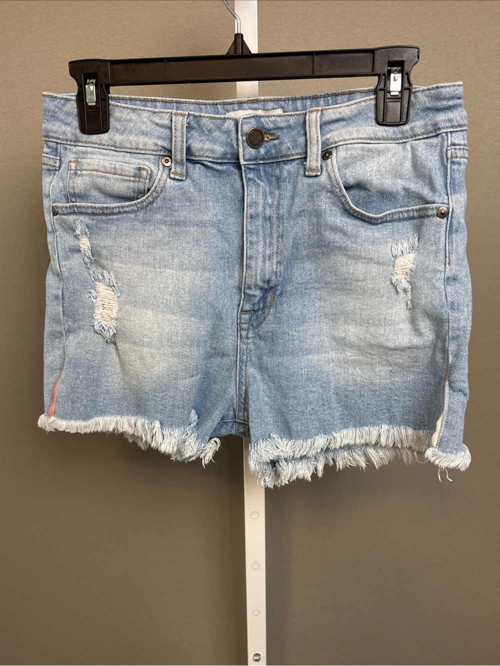 JBD by Just Black Denim Distressed Jean Shorts Size Large
